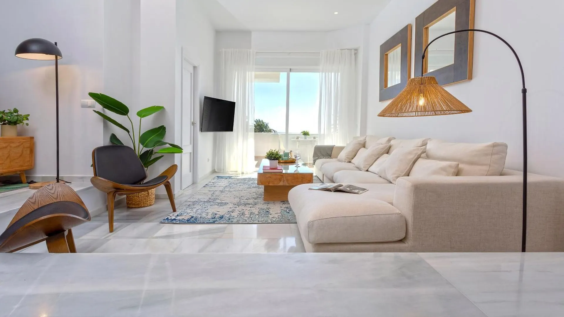 Genteel Home Royal Garden Marbella Apartment